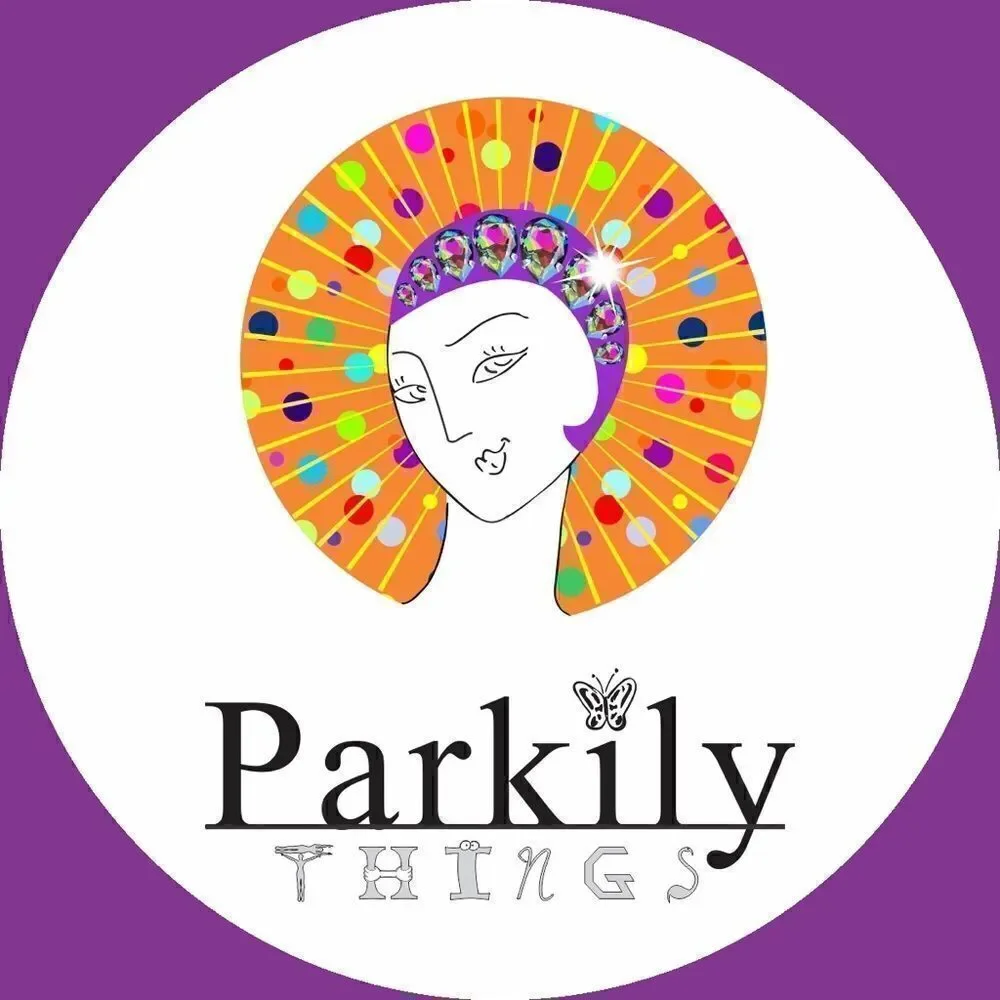 Handcrafted sparkly ring made with Swarovski crystal adjustable fit